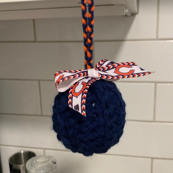 Crocheted CHICAGO BEARS Keepsake Ornament - Picture 3 of 4